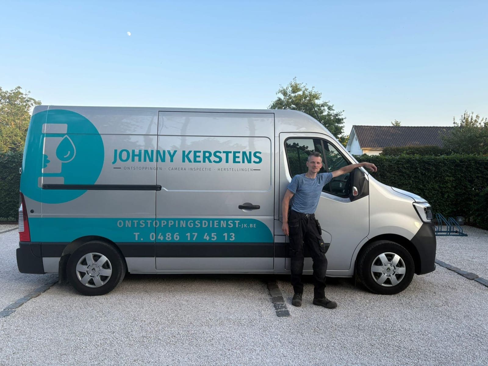 Bestelwagen van Ontstoppingsdienst Johnny Kerstens